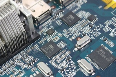 映众发布冰龙纪念版 钛合金供电多屏显示，助力专业多媒体制作